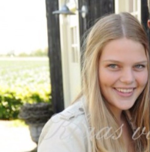 15 y ~ vmbo 4tl ~ tennis & hanball ~ I love my friends ♡ ~ One Direction  ! ♡~
