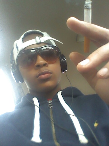 Im jus tryna make it in life, so its simple..No new niggas, nigga we dont do dat . fuck a fake friend where ya real friendz at??? (ask ya self) #RWG BENJI!!!