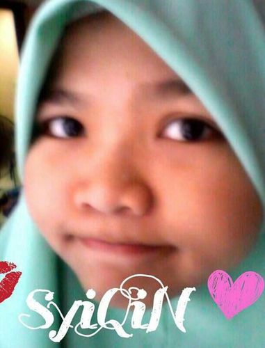 SaYa AsyIqiN.D@®i m@n£ £nt@h.PanggIl saYe $yiQin.saya kaki facebook.kaki twiter pown saye.kaki upload saye jugak.follow lah saye ye...