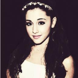 please follow @osnapitzgabeh ily