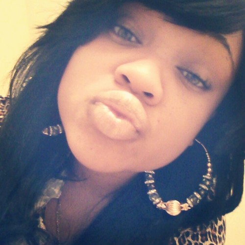 I know I must make a lot of y'all hoes sick all I can tell you is hoe get use to it bitch & dats real !