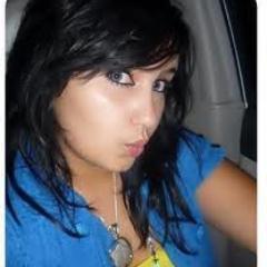 19 años  Estudiante de Derecho, No me stalkeen, yo no soy de indirectas :)