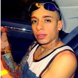 Continua sorrindo pois o motivo do seu sorriso é o meu *-* @mckauankoringa s2