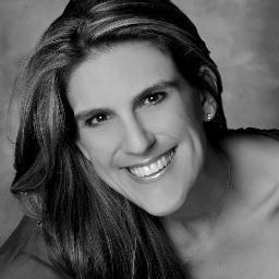 Angela Deaton is Vice President/Sales Manager at First Choice Loan Serivces Inc.  NMLS # 76783