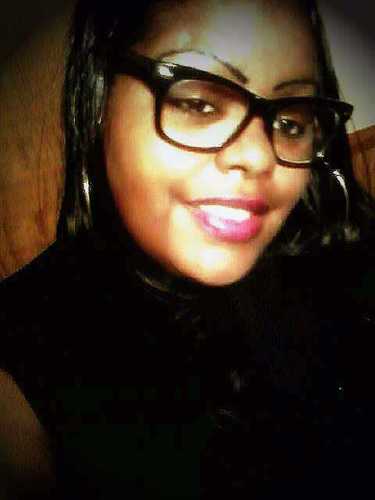 lovelynewborn's profile picture. 