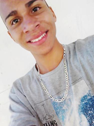 ㅤㅤㅤㅤㅤㅤㅤㅤㅤㅤㅤㅤㅤㅤㅤㅤㅤㅤㅤㅤㅤㅤㅤㅤㅤㅤㅤㅤㅤㅤㅤㅤㅤTú quer saber quem eu sou? ㅤㅤㅤㅤㅤㅤㅤㅤㅤㅤㅤㅤㅤㅤ Sou aquele que elas quer ter do lado ( + ♪♪'