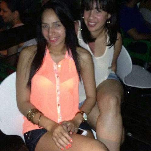 Super simpatica, super directa, super original, super nice. Estudiante d Psic. Industrial en la UASD, M encanta ser yo & como soy, adoro a mi novio y mi family.