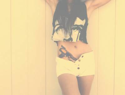 Just some thinspo to help me keep going xo @anorexic__soul cw: 98 gw: 90 height of 5'3