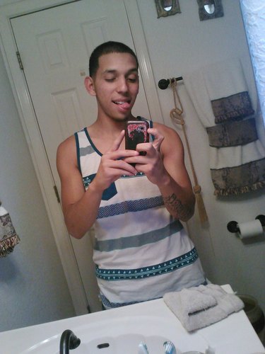 uhmmmm follow me I guess nigguh? (':