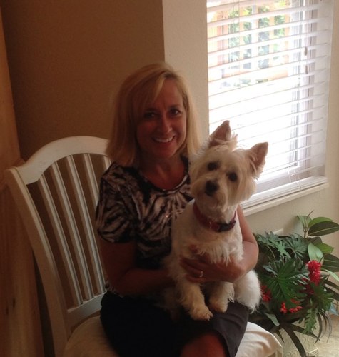 cynthialmeyer's profile picture. 