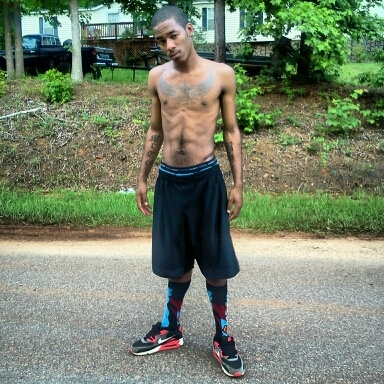 Instagram: @Loveless_LoKey