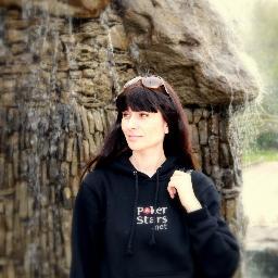 teshevamila's profile picture. Практически безгрешна: не пью, не курю, не ругаюсь матом, но... играю в покер))