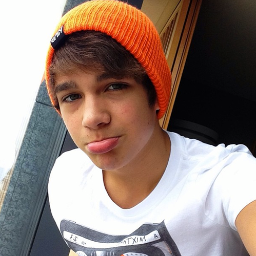 #MahomieForever