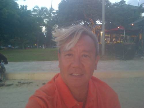 Writer in nyc+hawaii. Precodemovie and beach lover+lover in general of all that's truly beautiful,authentic+sexy.