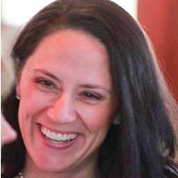 Real Estate, Motherhood, Arizona, Costa Rica
http://t.co/7KJx3mVYV3    http://t.co/4fVSbyQQXq