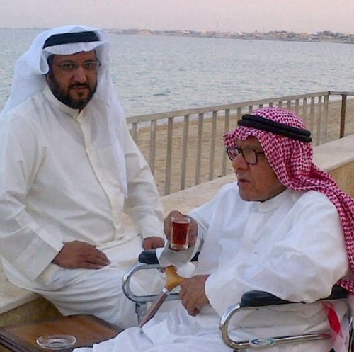 ما خلا ما وفقني الله إليه
.فبضاعتي مزجاة
.أحب التطواف بين العلوم النافعة
.حاطب ليل
.
شرفت بانضمامي لمجمع اللغة العربية في تويتر 
@almajma3