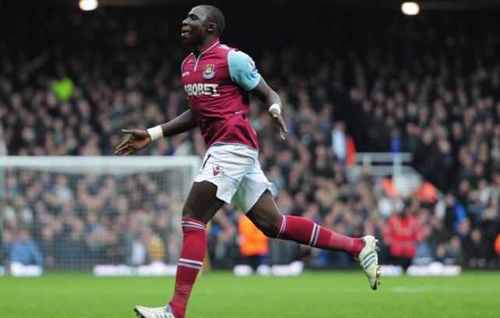 my name is Dan, Football and West Ham #COYI Rulez! #BM6 #DiameArmy, i am a WWE fan who likes John Cena, Ryback, The Shield etc #COYI