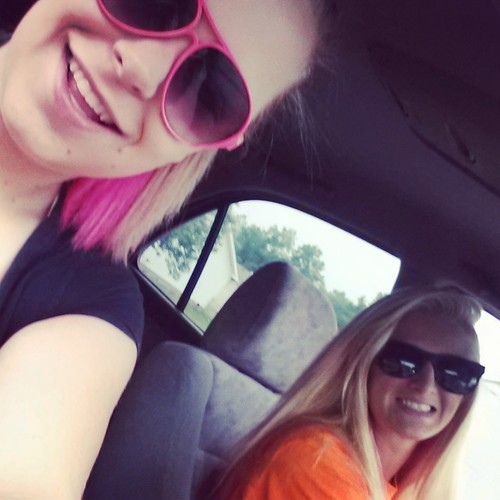 Sarah Susan Delaney Goodlet . 18 & a senior at DCHS . Leah is my Bff (: Hmu if you wanna know anything else (: