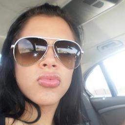 estudiante de administracion,me encanta la pizza, el fútbol, las películas de acción y pasarla con la familia.