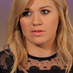 love katy perry and kelly clarkson 3
