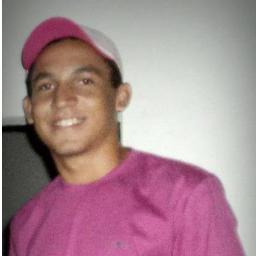 Legal, Simpático, Flamenguista... E disposto a alcançar todos meus objetivos ! ;)