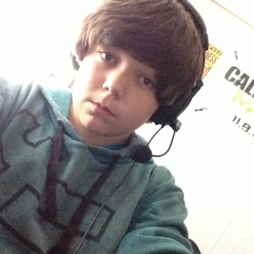 Leader Of Nexus Gaming. Competitive Gamer. DM Me For A Scrim. Hoping To Make It Far In Gaming