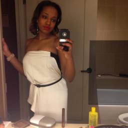 fashion designer.artist.extraordinary woman.hip hop lover.100% real from my hair to my toes ;)