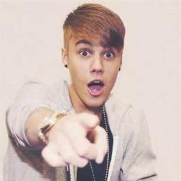 JUSTIN BIEBER
