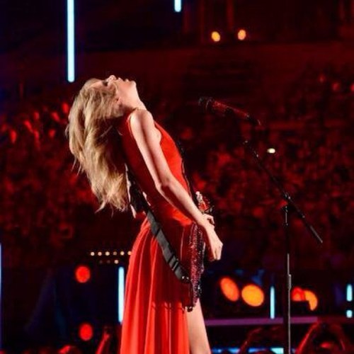 if you are #swiftie follow me and i follow you back follow me in my other account @peytonlistchile
❤