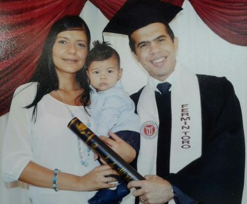 Amante Esposo, Padre Orgulloso, Ingeniero Electricista, Ecologico y Profesor Universitario