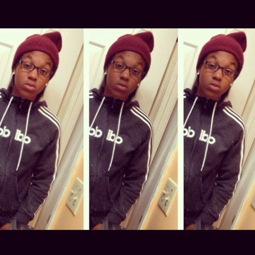 _iSayHYFR's profile picture. yhu wont get to kno me cuz i keep my business to myself.