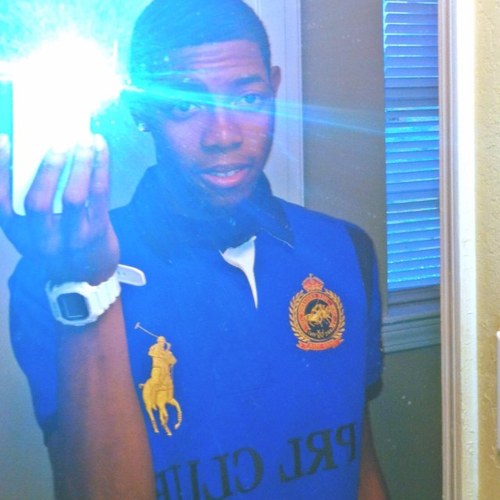 polo fanatic. #TeamPolo. #TeamLevi's.#TeamWebbie. #team wiz #asap rocky #followme #TeamFollowback