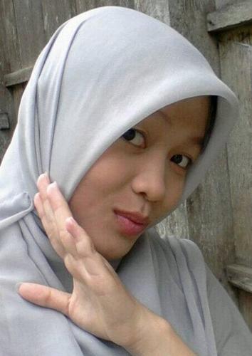 Biasa saja tentang aku.