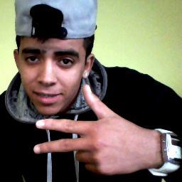 Eu amo muito o meu princípe s2 meu tudo você é o melhor namorado do mundo *--* p. @graaazi_i