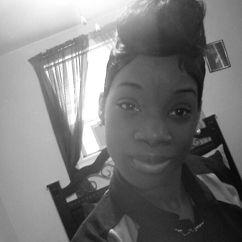 To know Me is to Love Me!!! God 1st 2Family All about what makes me HAPPY!!! Chasing them dollar$$$$$$
