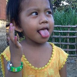 anak yang baik adalah dia yang selalu berbakti kepada orang tuanya .