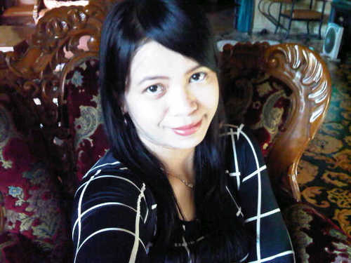 ichacantikcha's profile picture. Kebahagiaan itu bukan sekedar fisik atau materi, tapi tentang sebuah kenyamanan hati. :')