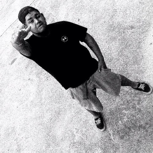 |Derrick Alvarez| |nick name; derek :]| |first breathe in 11.6.89| |g e o r g i a| |i'M DEAF and im proud of it ;]| |mix by white and mexican|