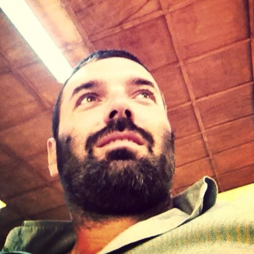 biziolaz's profile picture. Papà di Andrea e marito di Manu. Espatriato in Nigeria. Ingegnere.                                I have a dream.