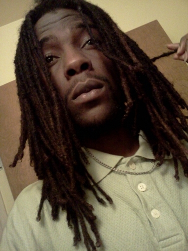 Have outsstanding goas bit im Young n Gettin. Yall keep the Bitches,  I Just want the Money.... Make my own Music RnB n HipHop stay Tune...