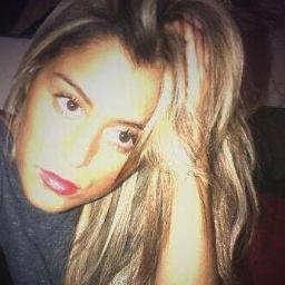 Compte fan sur Anais, candidate de Secret Story 7 / Je ne suis pas Anais son compte est @anaiscss7 / #TeamAnais #SS7