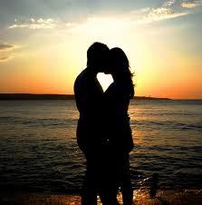 The account with love tweets and pictures |