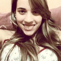 LaaisMirella Profile Picture