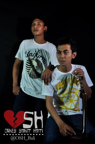 akoustic from Bali. mang anom & yudi booking/info : @Gus_uniformbali +6289685609177