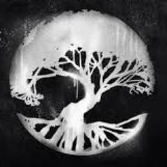 Escritor. Si no has leido mi libro-blog, aquí tienes el link. Si te da igual no te obligo. Tribute/Divergent/TMI/half-Demigod/half-Potterhead