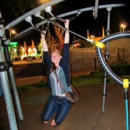 IsabelBaker01's profile picture. MBA candidate @tuckschool / past separating news from noise @Dataminr