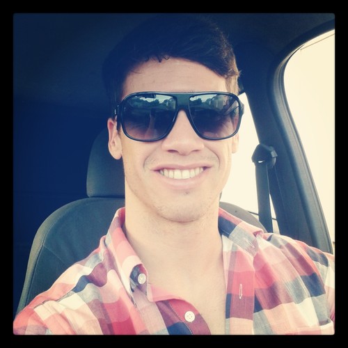 Pai da Mª Eduarda, Militar da FAB, Auxiliar Odontológico, Modelo, Mister SJ do Seridó 2011 .. E Bipolar!