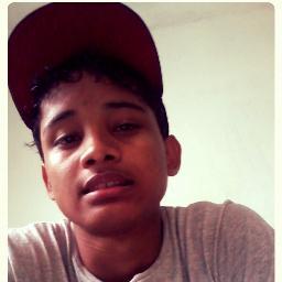 você é o que me faz querer sempre ser meu melhor
S2