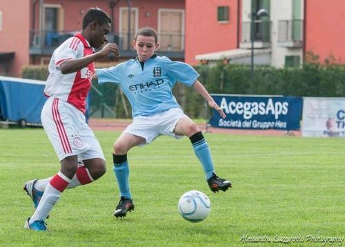 - God is love.
- Soccerplayer of Ajax..