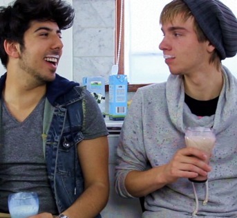 LOVETEAMFUN's profile picture. @DylanHaegens & @Realiteittijd zijn #Teamfun ! Blijf tweeten met #TEAMFUN